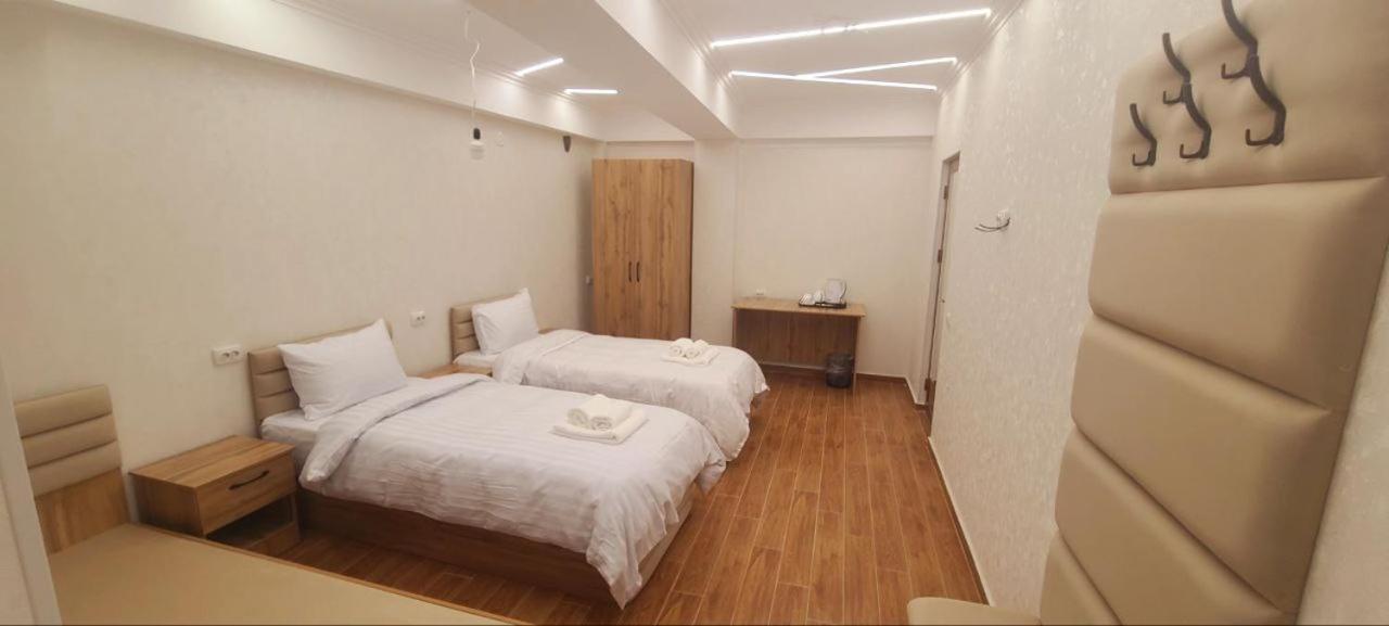 Samarkand Imron Hotel Exterior foto